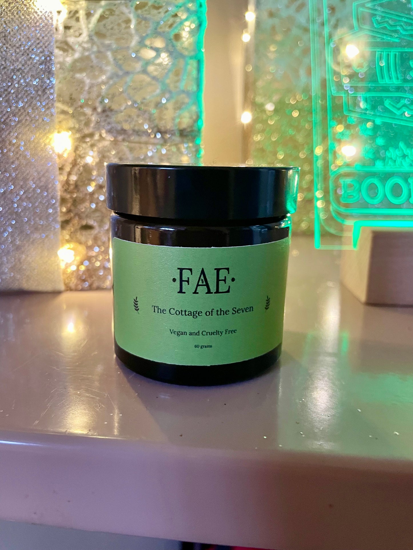 The Cottage of the Seven Travel Candle