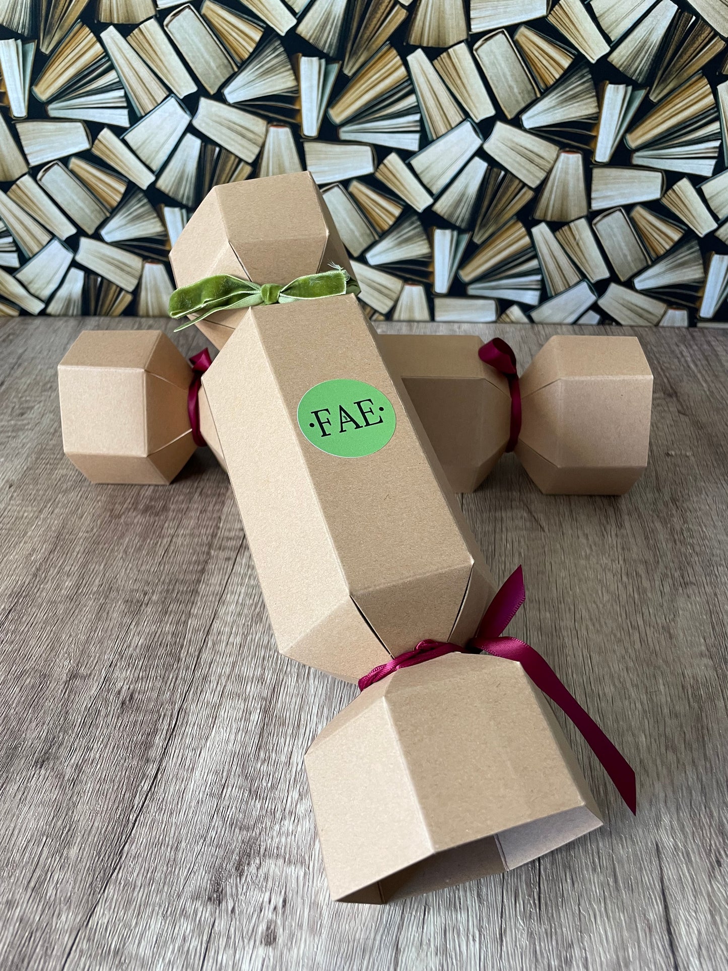 Wax Cracker Gift Set